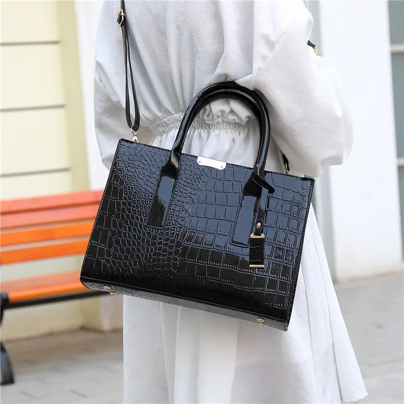Patent Leather Crocodile Crossbody Bag – Elegant Women’s Shoulder Handbag