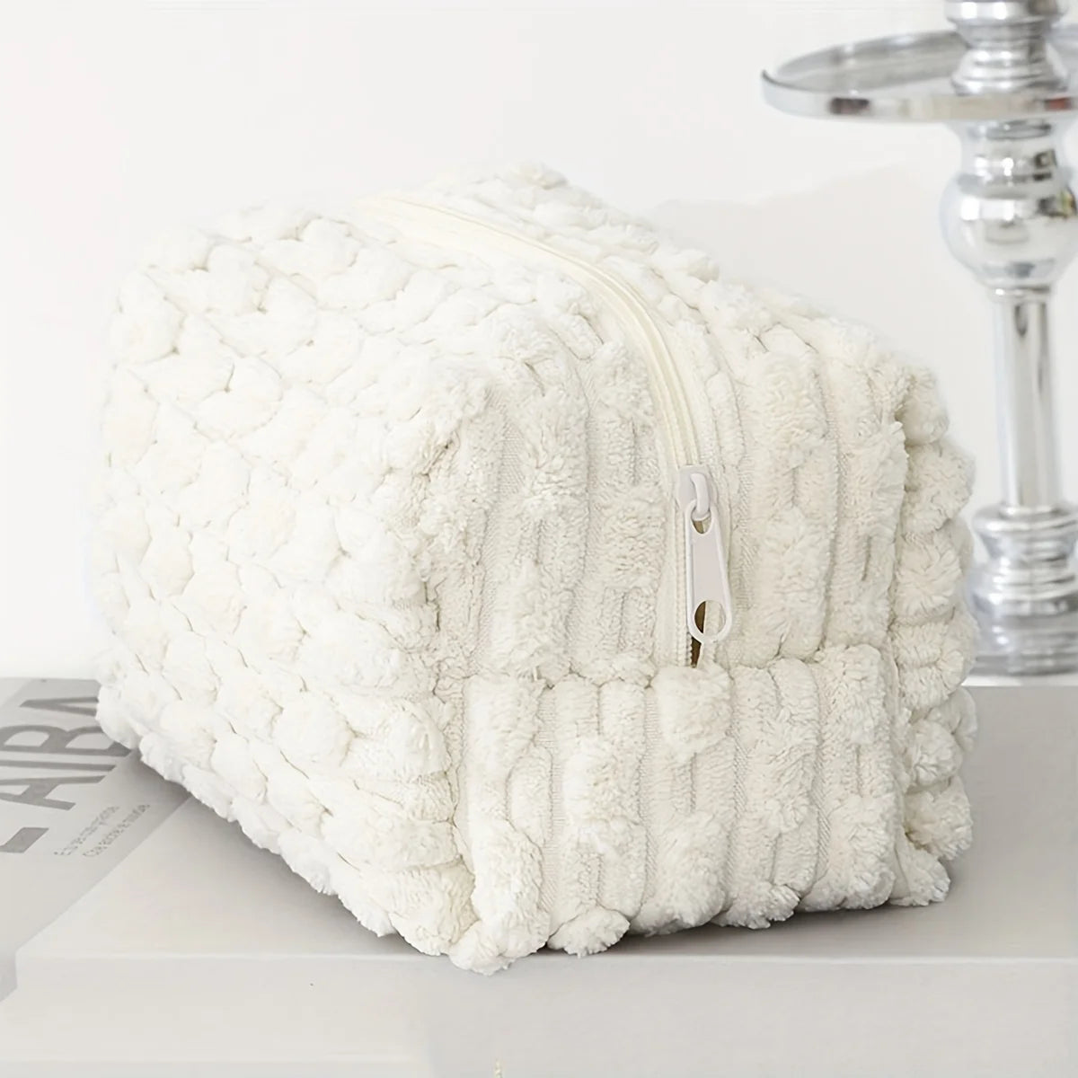 Plush Makeup Bag with Chain – Large Portable Cosmetic Pouch, Chic Toiletry Bag for Women