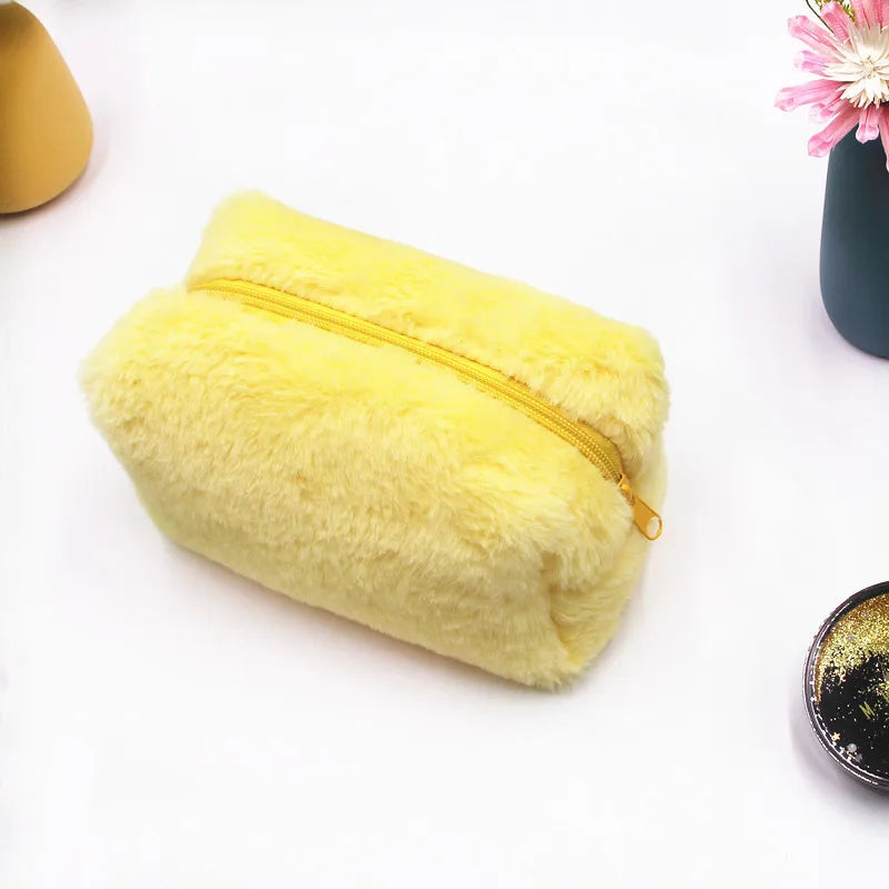 Soft Fur Makeup Bag – Travel Cosmetic Pouch for Women and Girls