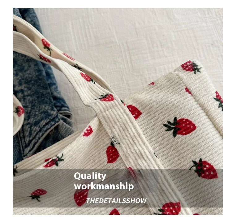 Strawberry Style Shoulder Bag – Fashionable & Versatile