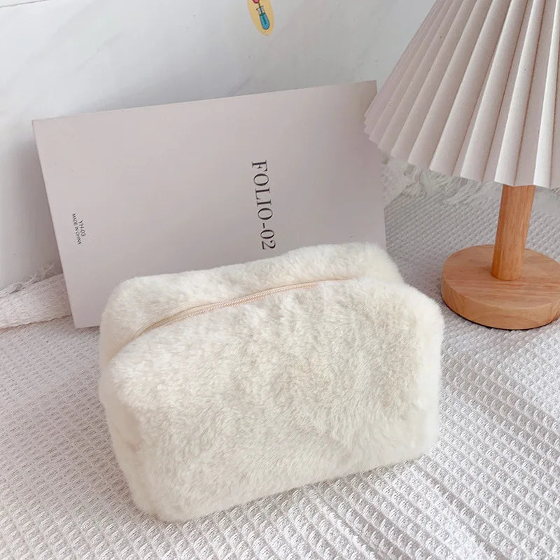 Soft Fur Makeup Bag – Travel Cosmetic Pouch for Women and Girls